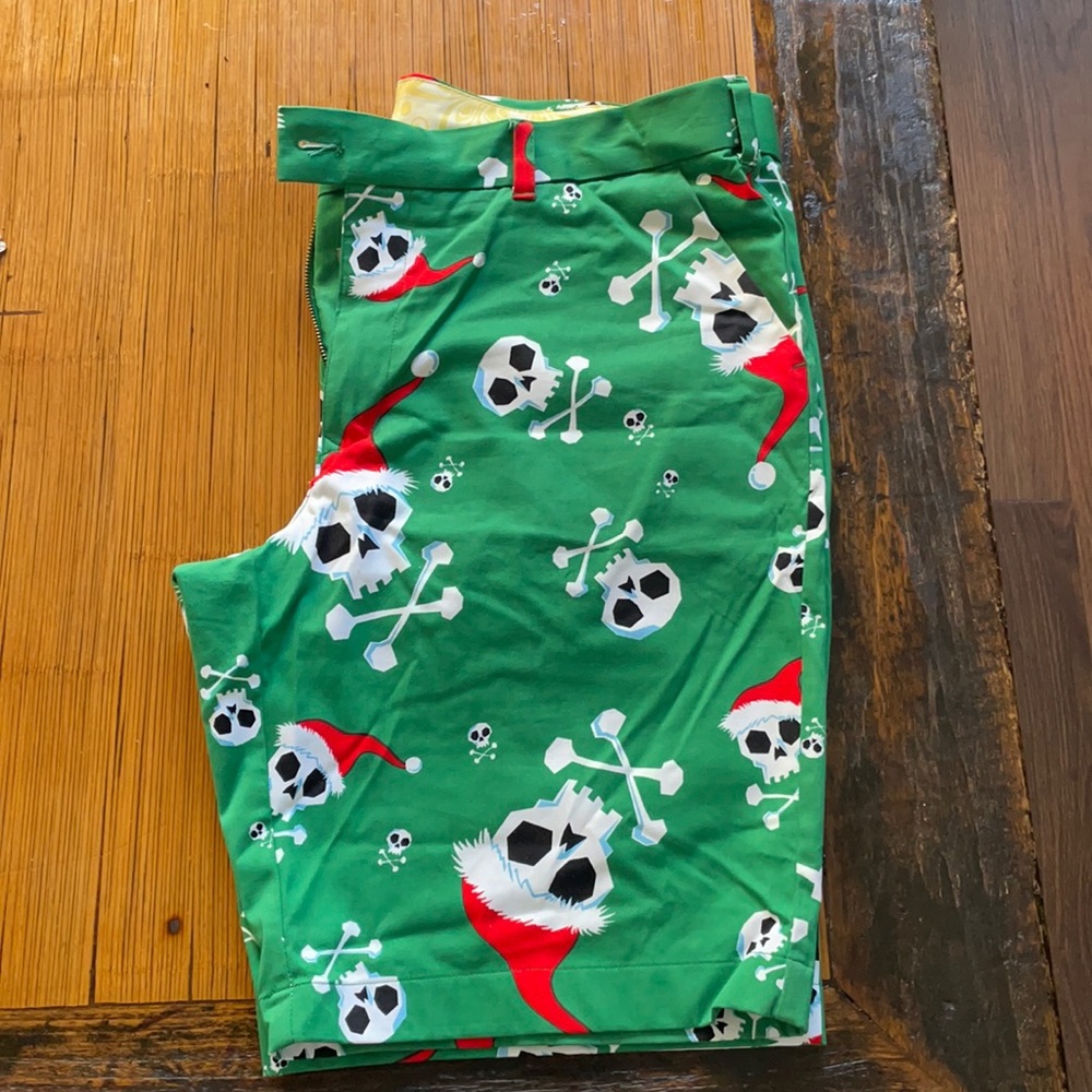 Men’s Loudmouth shorts Size 38